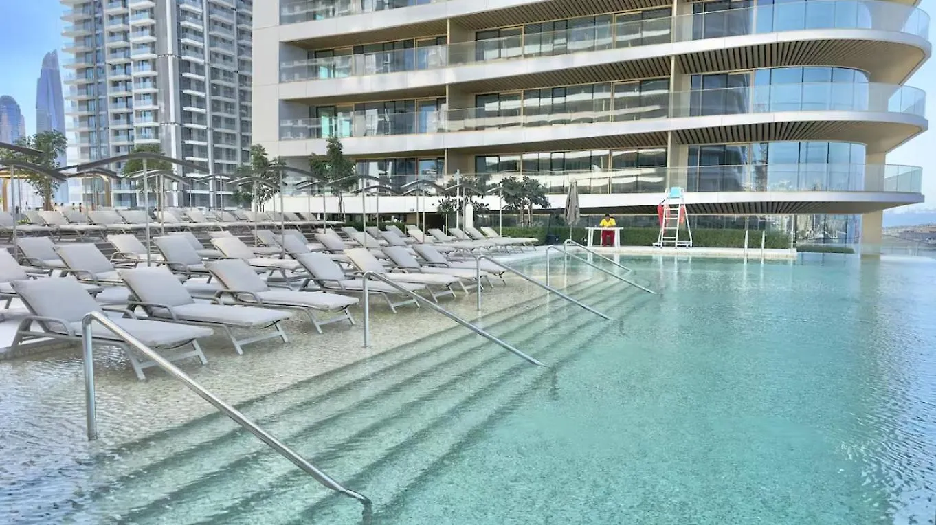 Grand Bleu 02 - Limited Offer! 1Br Coastal Retreat At Emaar Beachfront Dubai 0*,  United Arab Emirates