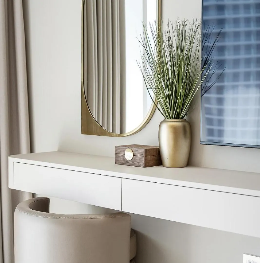 Apartment Grand Bleu 02 - Limited Offer! 1Br Coastal Retreat At Emaar Beachfront Dubai